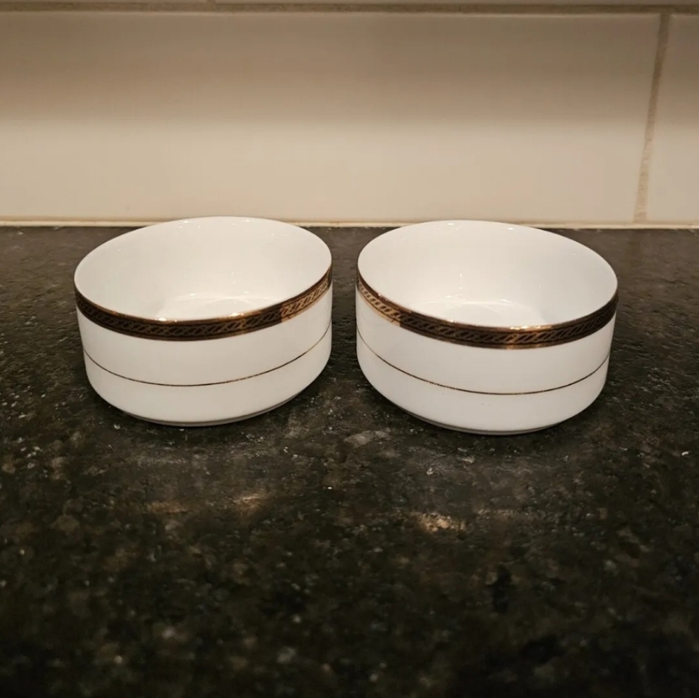 Vintage 1980's delta airlines first class ramekins set of 2